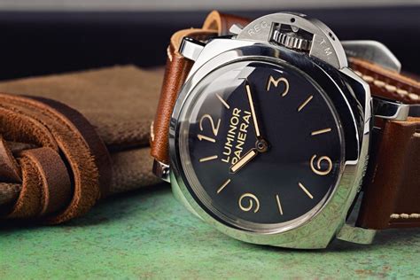 panerai sandwich vs sausage dial